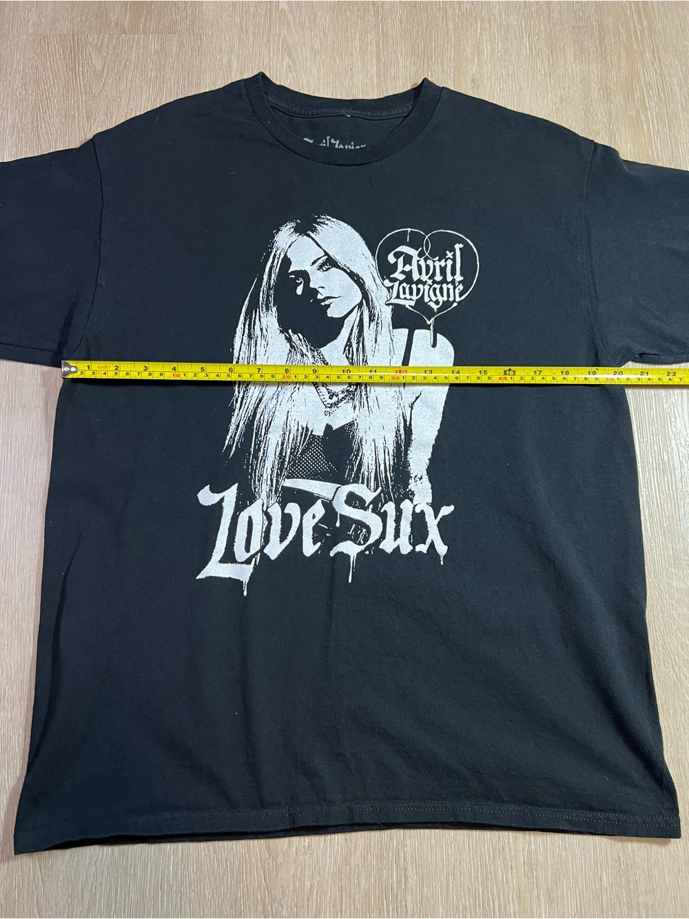 Avril Lavigne Love SuxBlack Graphic Tee Official 2022 Concert Merch Canada Tour - Picture 5 of 7